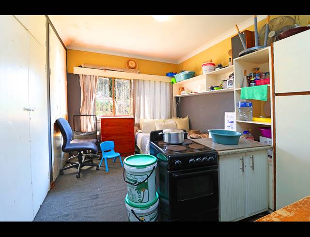 9 BEDROOM HOUSE FOR SALE IN KEW